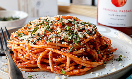 Bona Furtuna - Easy Spaghetti Pomodoro Recipe