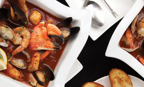 Cioppino seafood soup recipe with crab