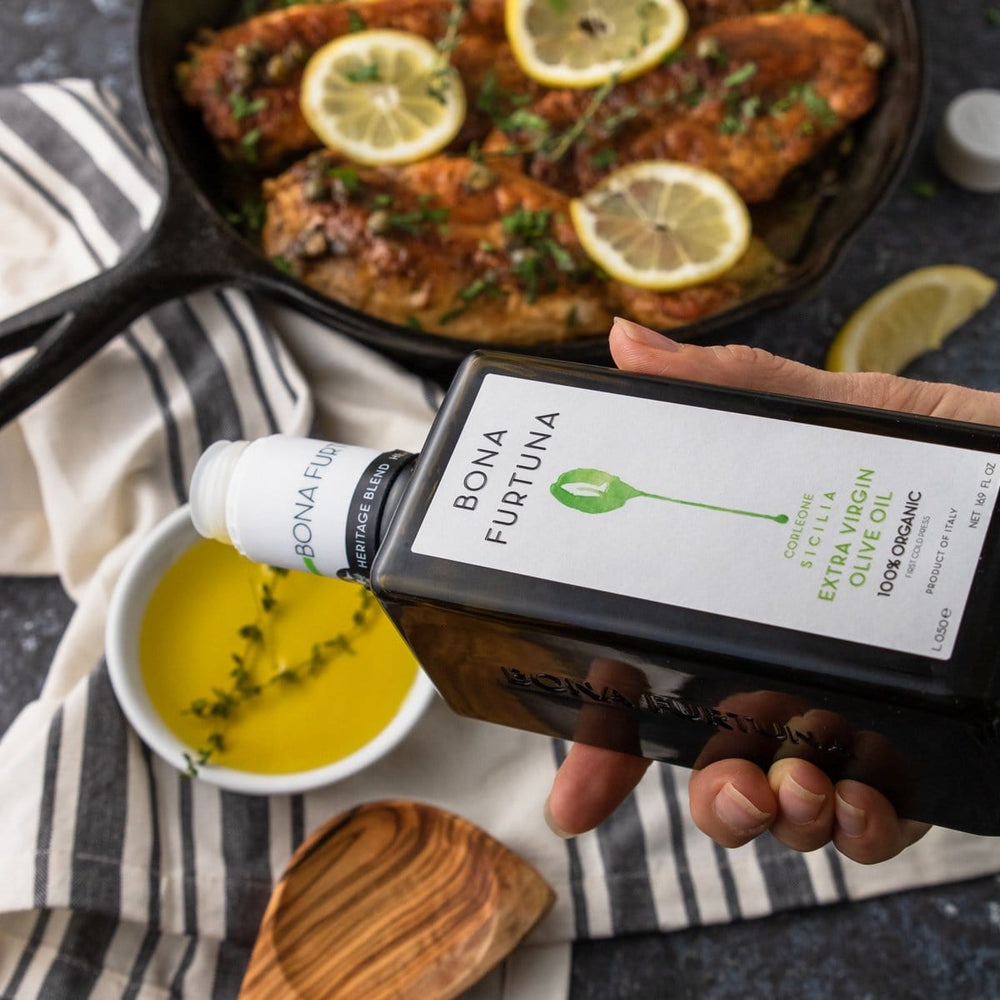 Bona Furtuna Renzo e Lucia - Organic Heritage Blend Extra Virgin Olive Oil and vinegar bottle set with meal